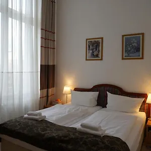 Отель City Pension Berlin, Берлин
